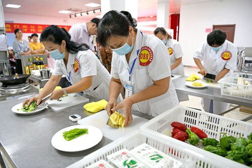 淮南家政服務(wù)業(yè)技能大比拼 近百名選手競(jìng)逐“行業(yè)狀元”保健服務(wù)桂冠